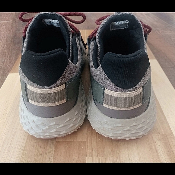 Kids Casual Athletic Sneakers - Picture 5 of 12